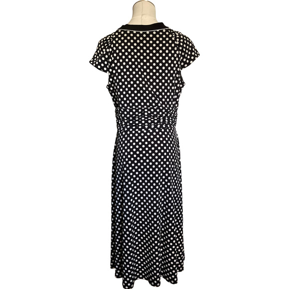 Sandra Darren Women's Dress Size 10 Black White Polka Dot Wrap Style Cap Sleeve - Picture 2 of 9